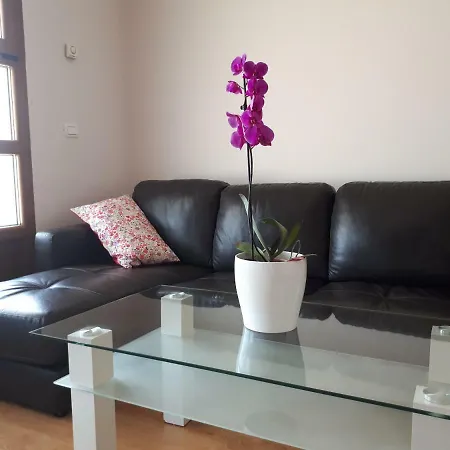 House For 2 