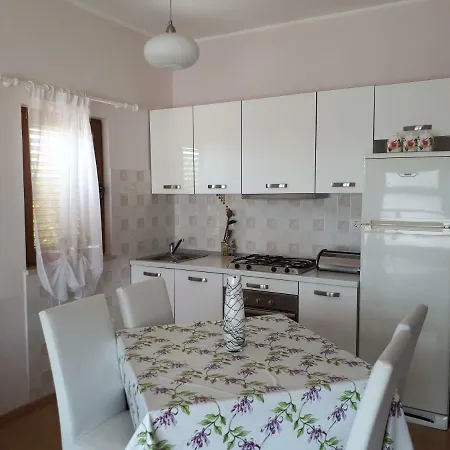 House For 2 