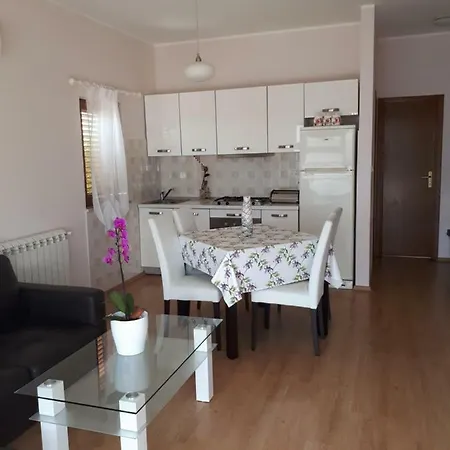 House For 2 